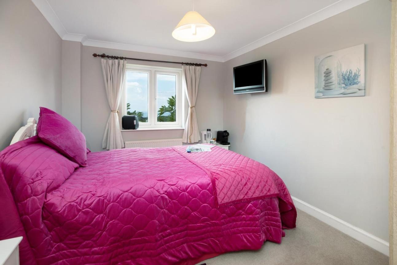Halekulani Devon Homestay Torquay Bagian luar foto